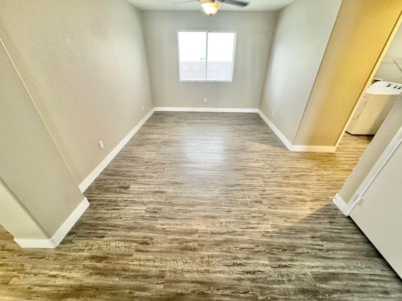 9844 Via Delores Ave - Photo 4 of 35
