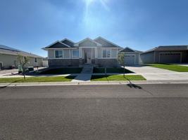featured image of 1333 Alyssa Way