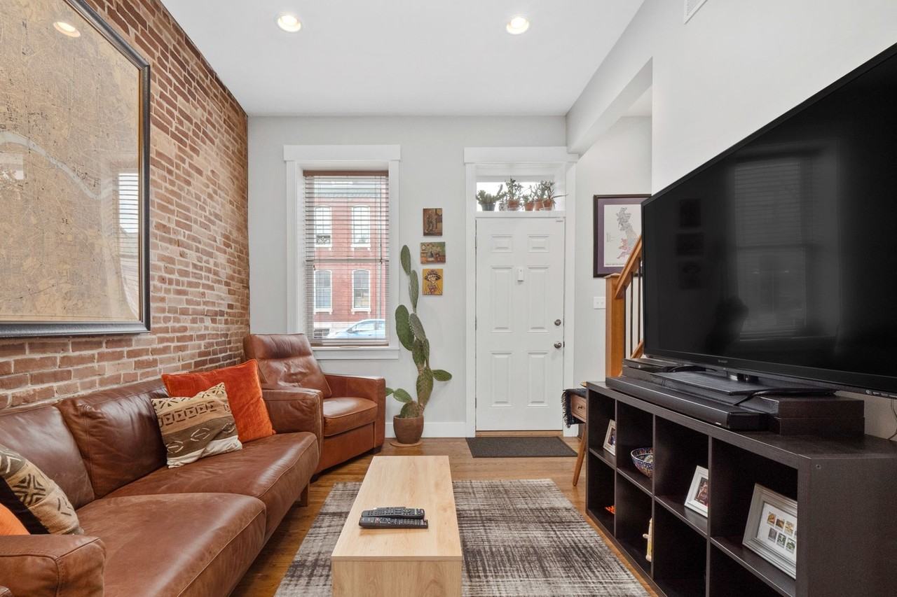 1842 S 10th St - Photo 4 of 41