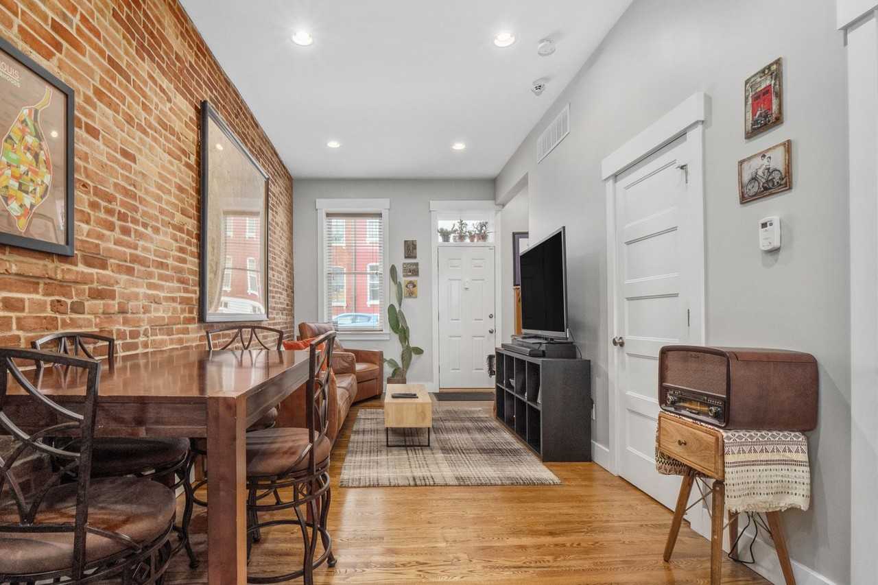 1842 S 10th St - Photo 5 of 41