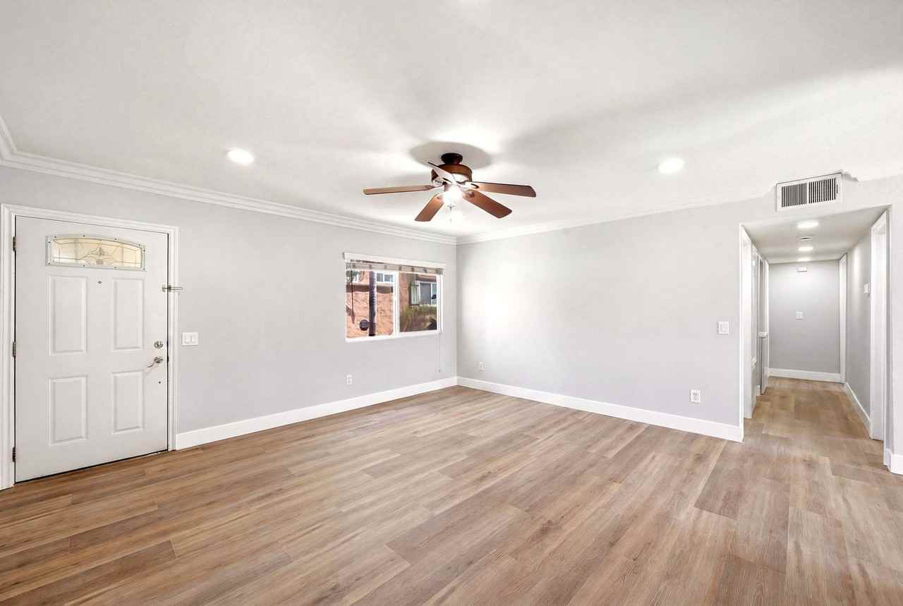 1000 S Mollison Ave #3 - Photo 2 of 15