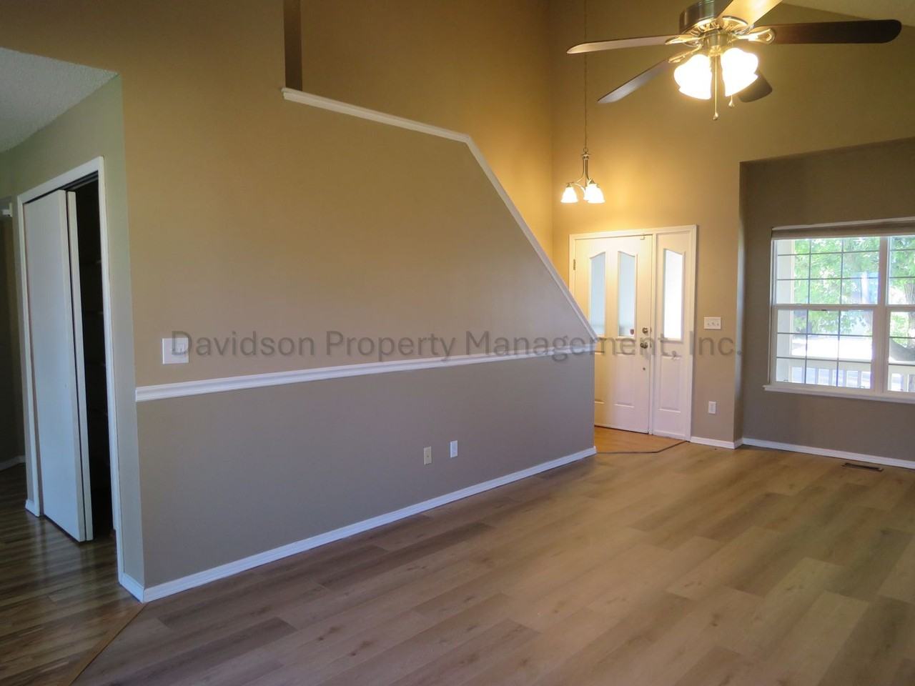 3280 Richmond Dr - Photo 3 of 17