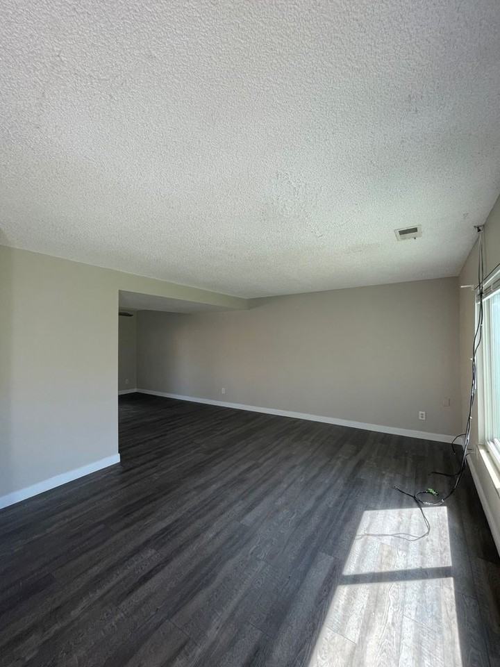 1179 S Troy St - Photo 6 of 27