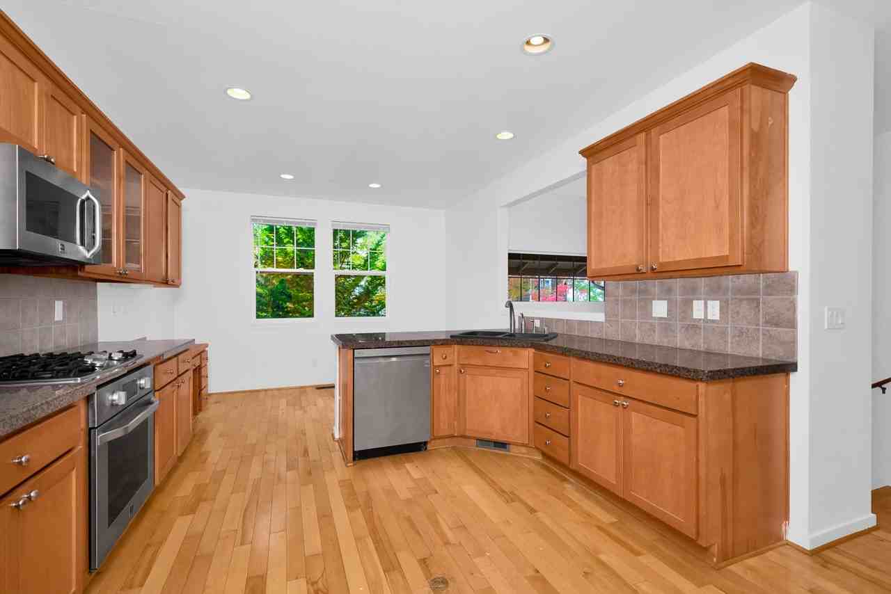 1904 16th Ln Ne - Photo 3 of 18