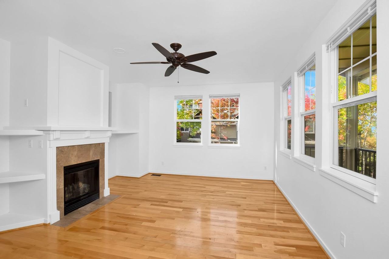 1904 16th Ln Ne - Photo 4 of 18