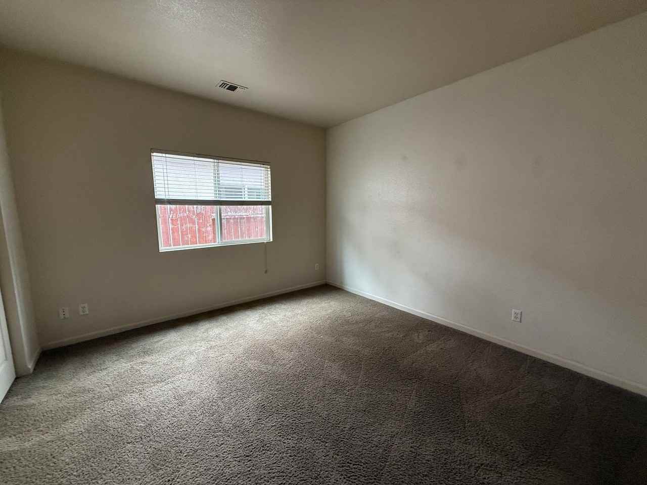 3260 Poppy St - Photo 6 of 9