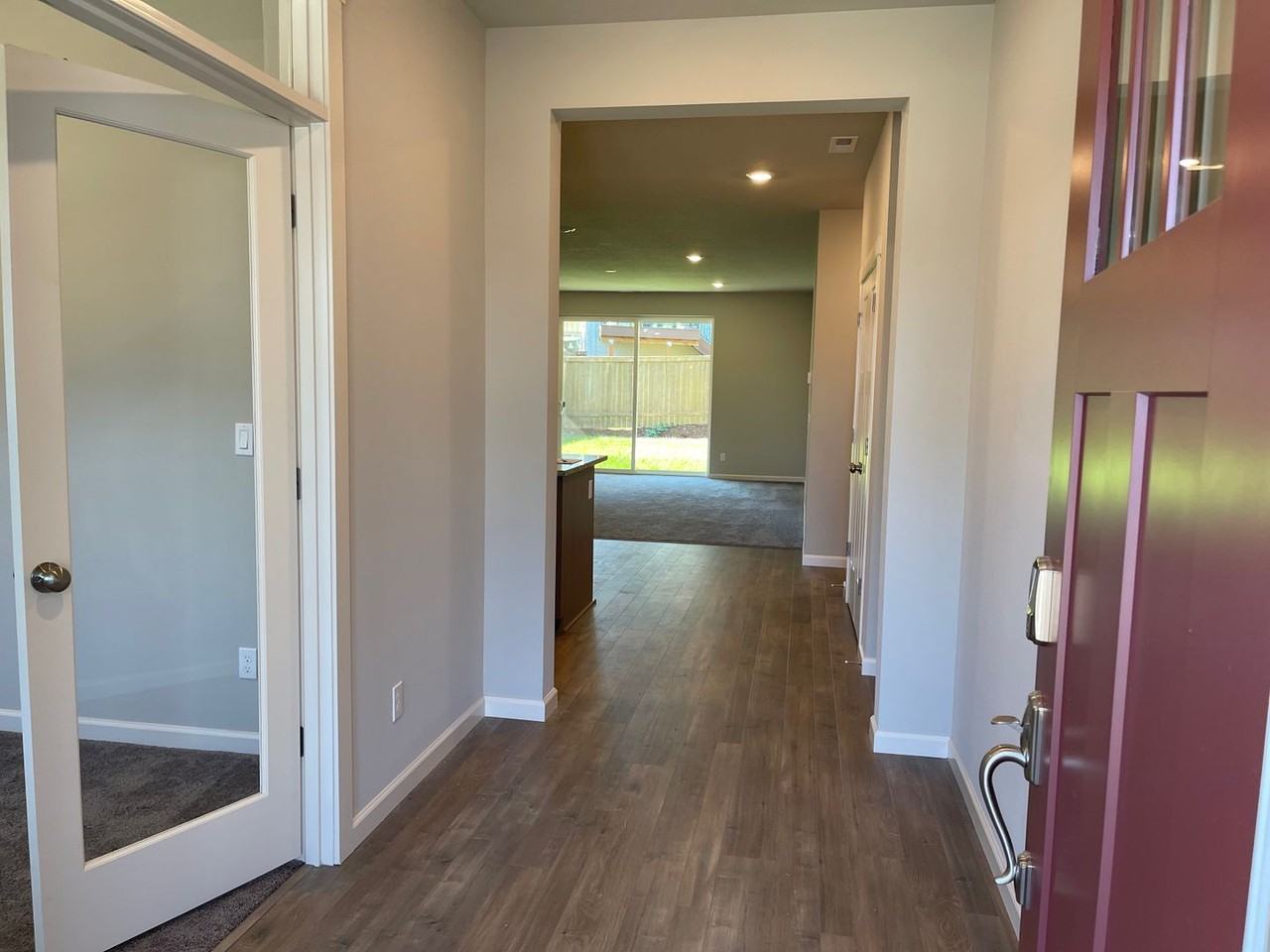 2091 Legacy Heights Dr Se - Photo 3 of 26