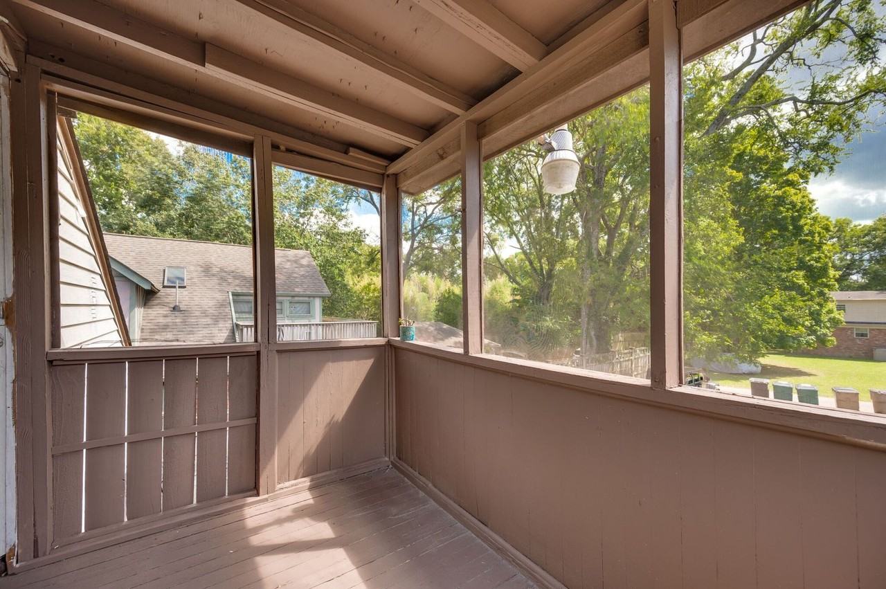 1501 Clayton Ave - Photo 6 of 25