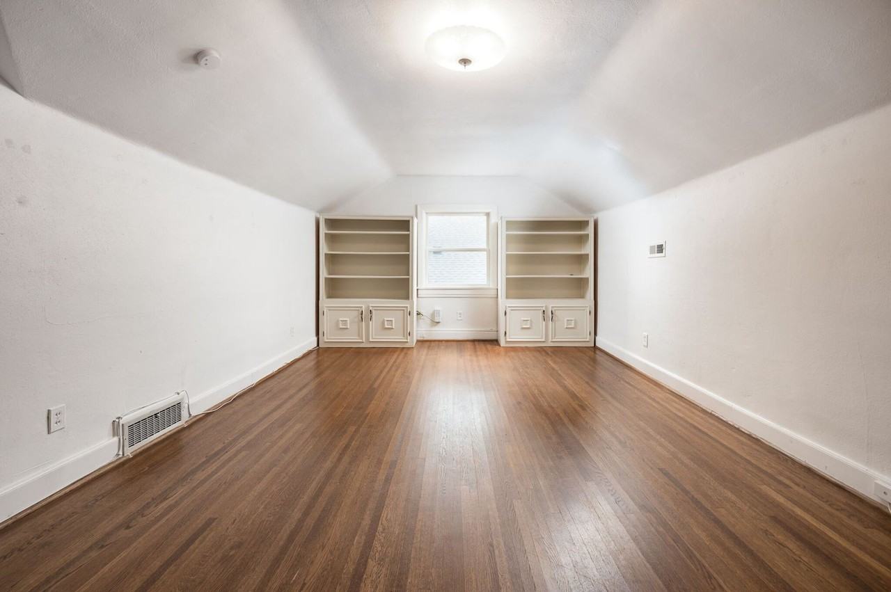 1501 Clayton Ave - Photo 7 of 25