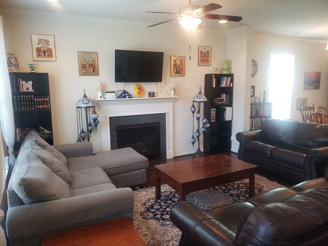 328 Cherry St - Photo 7 of 28