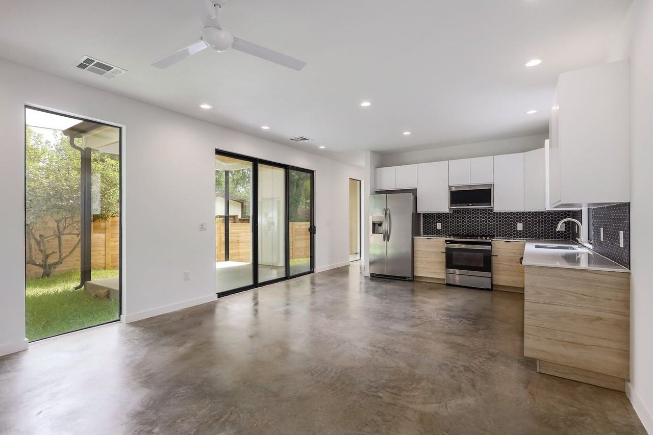 2104 Columbia Cv #B - Photo 6 of 24