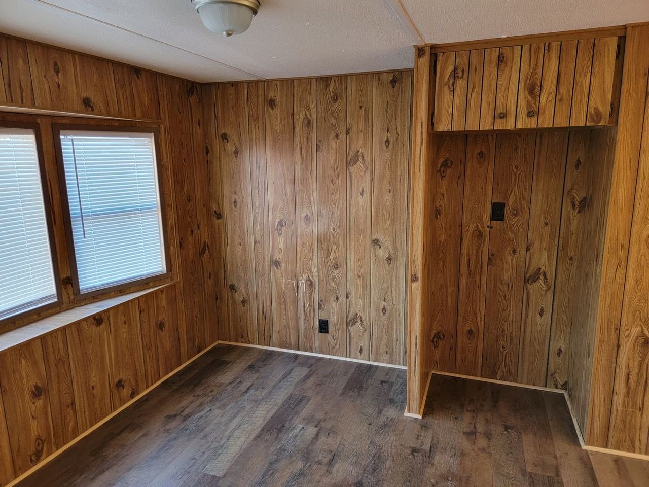 1692 Williams Dr - Photo 4 of 12