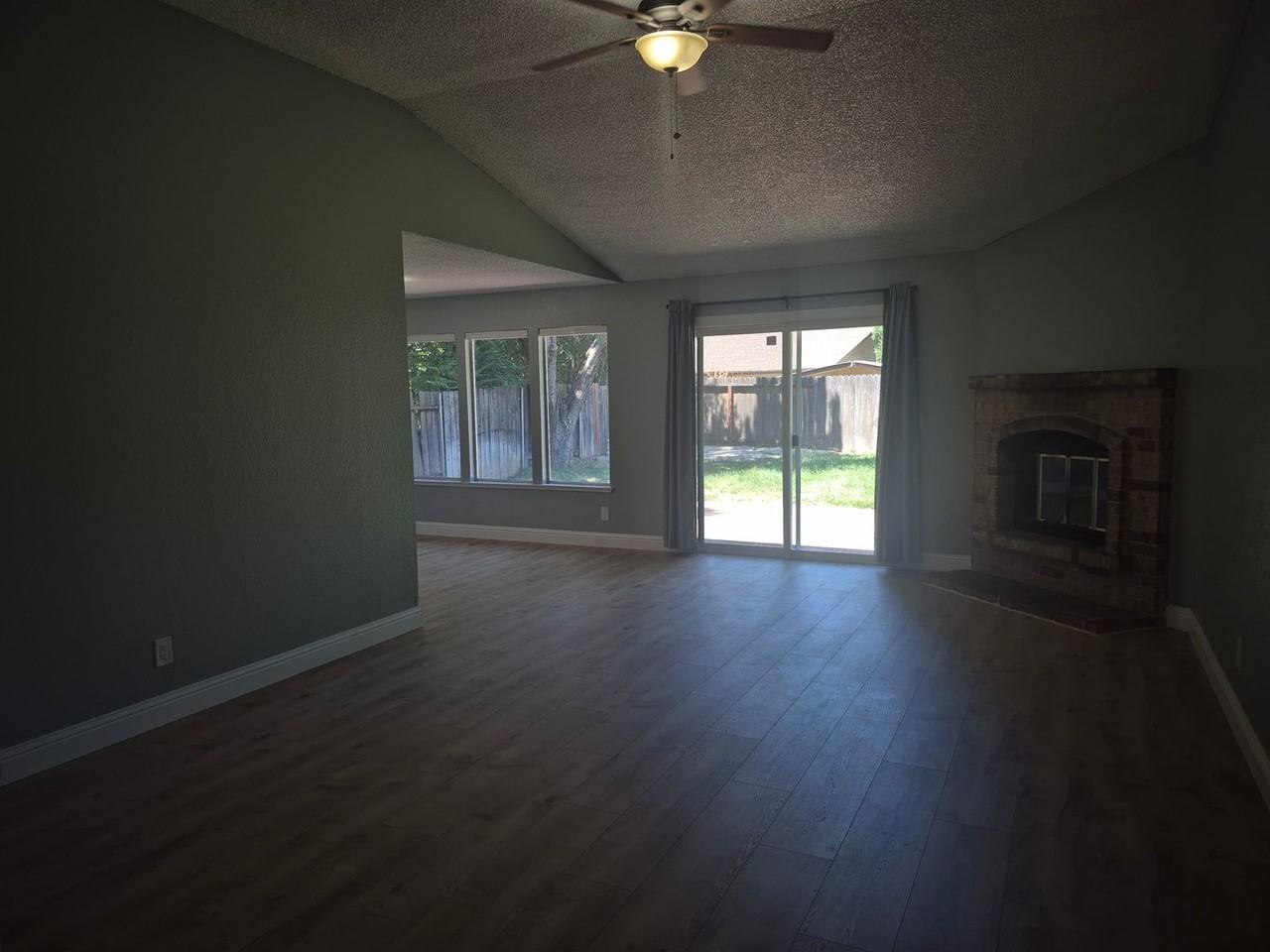 1157 Socorro Way - Photo 4 of 18
