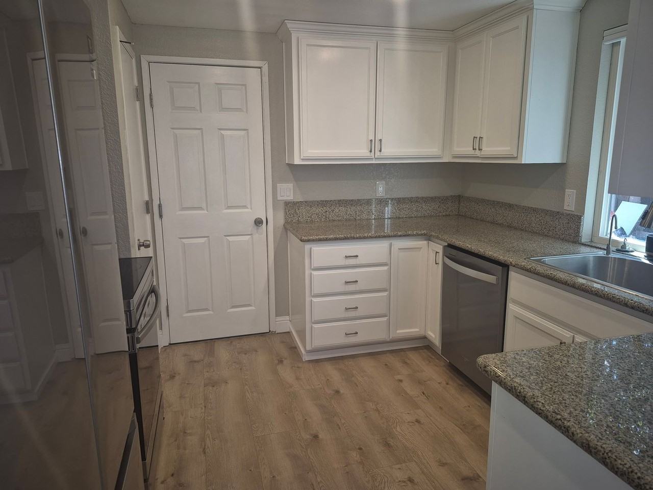 1157 Socorro Way - Photo 6 of 18