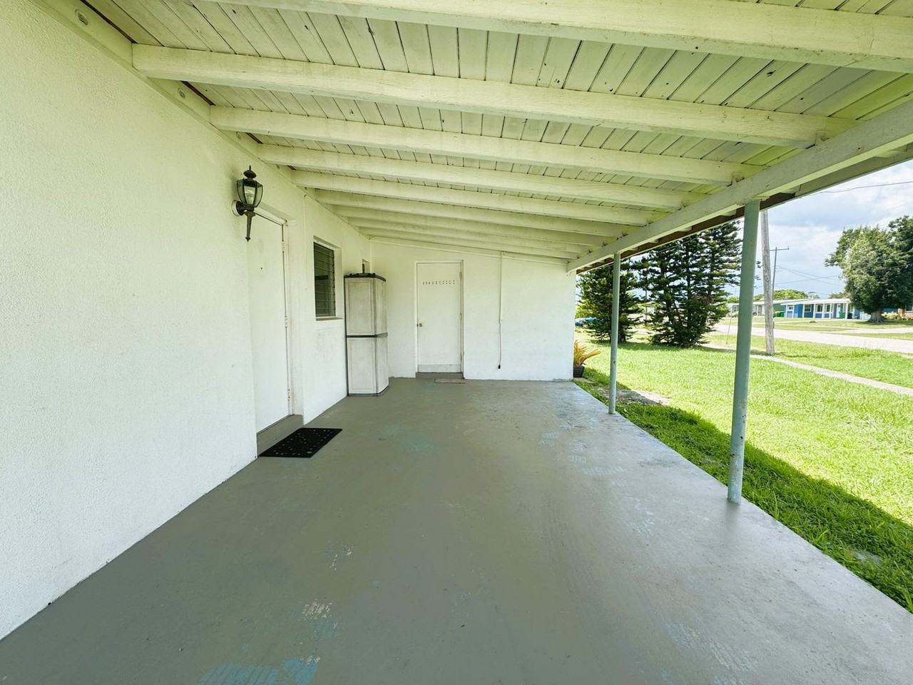 4380 Conway Blvd - Photo 3 of 16