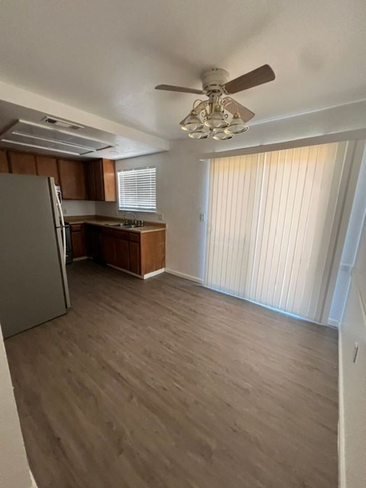 1316 Chukar St - Photo 3 of 12