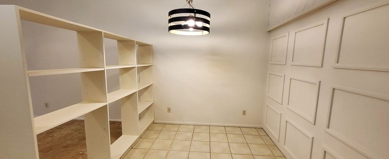 2117 W Missouri Ave - Photo 4 of 23