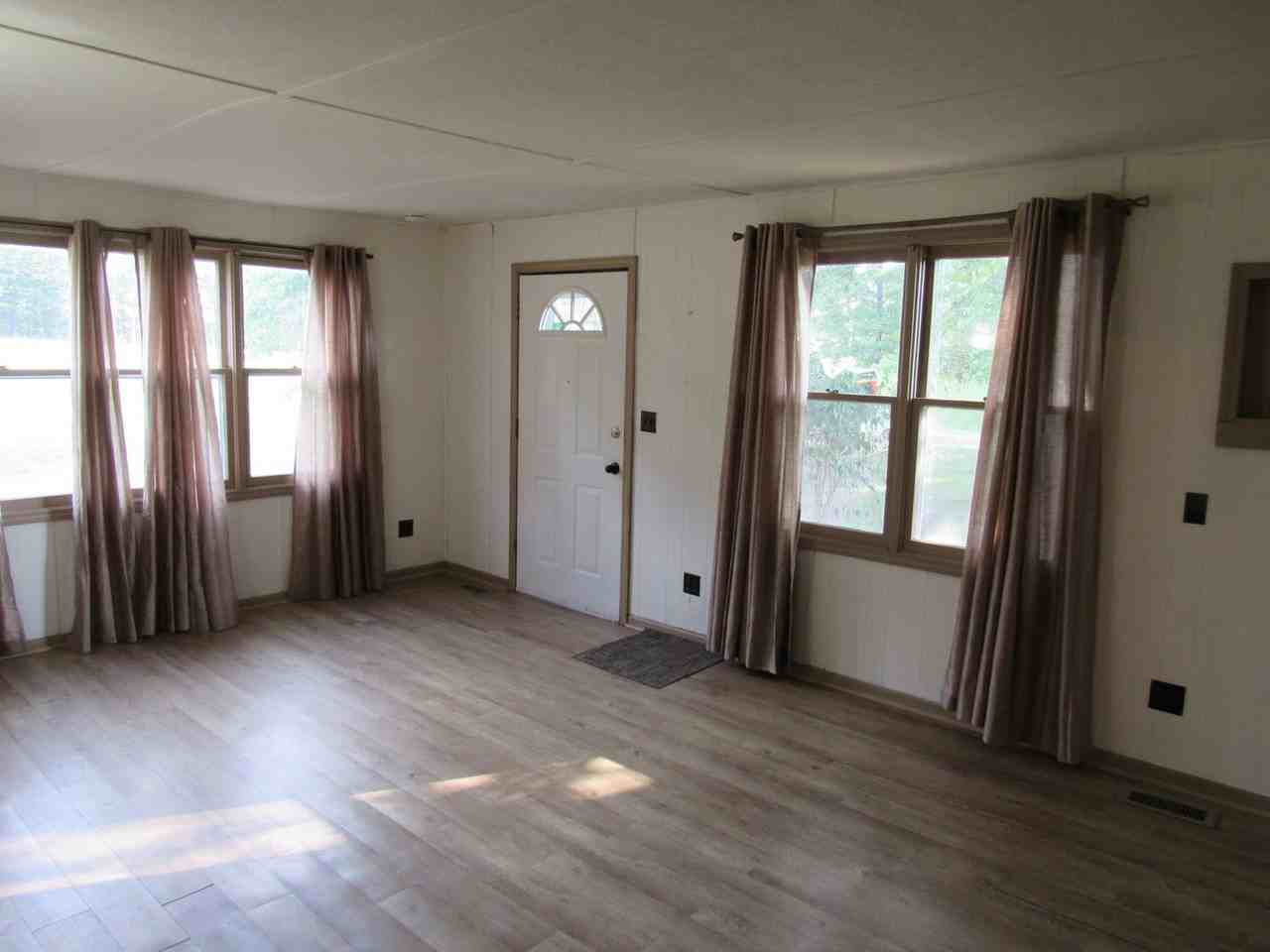 1815 N State Highway 7 - Photo 4 of 30