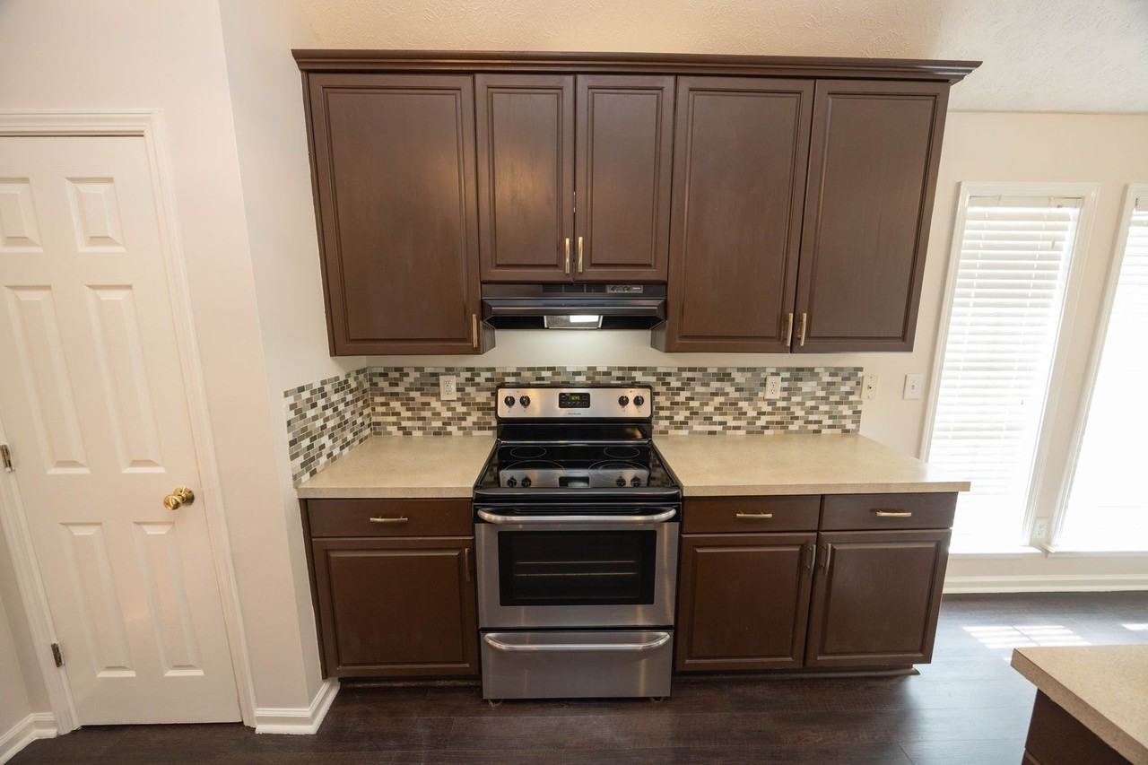 8013 Copperfield Dr - Photo 5 of 26