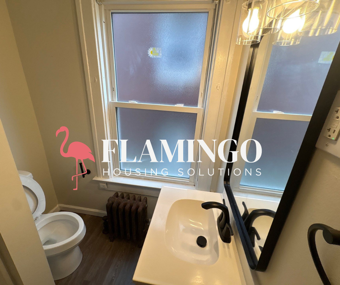 303 Lexington Ave - Photo 5 of 20