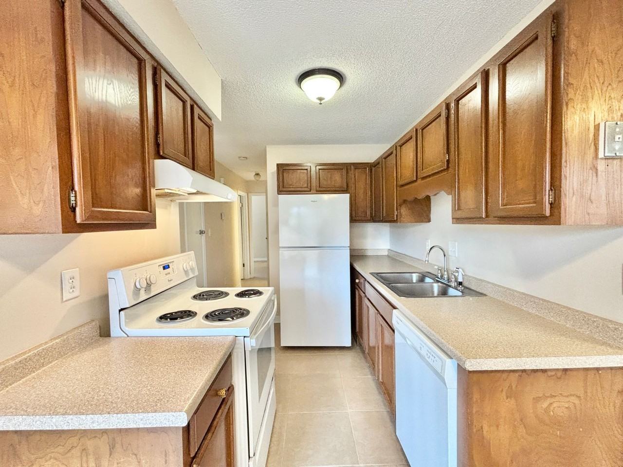 9345 Chisholm Rd - Photo 7 of 15