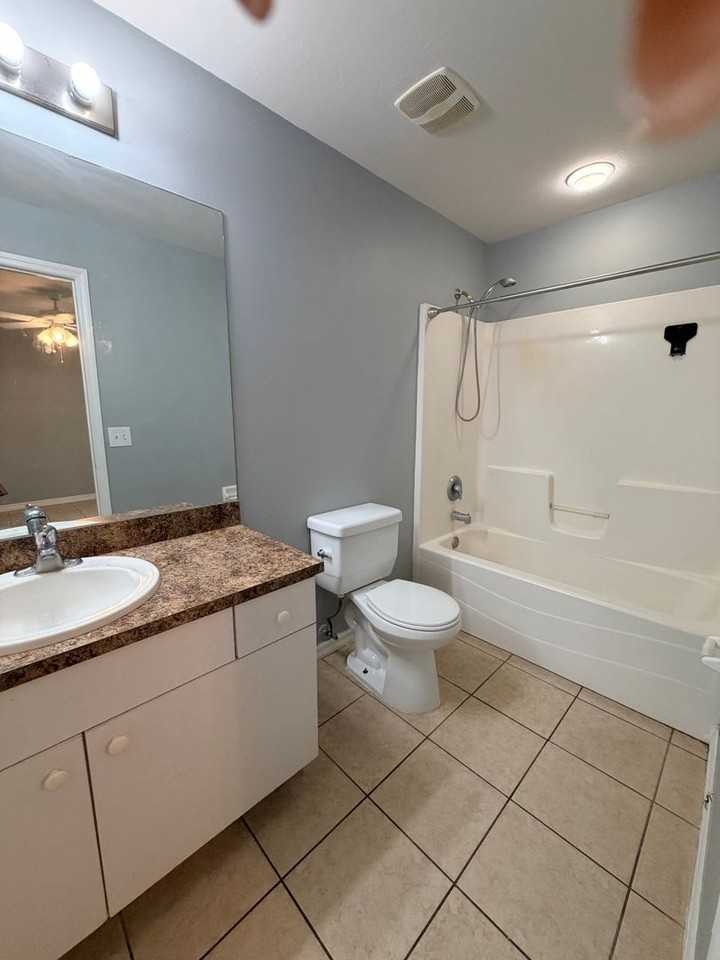 2910 56th St W - Photo 7 of 14