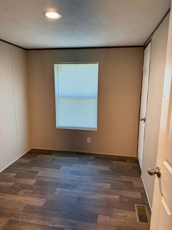 2029 Bensalem Church Rd - Photo 7 of 17