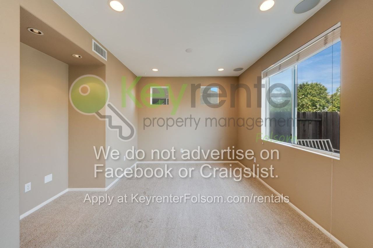 3336 Marrissey Ln - Photo 4 of 40