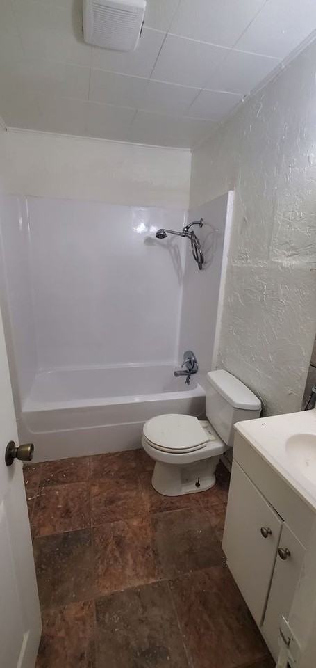 1515 E Mcgee St - Photo 6 of 10