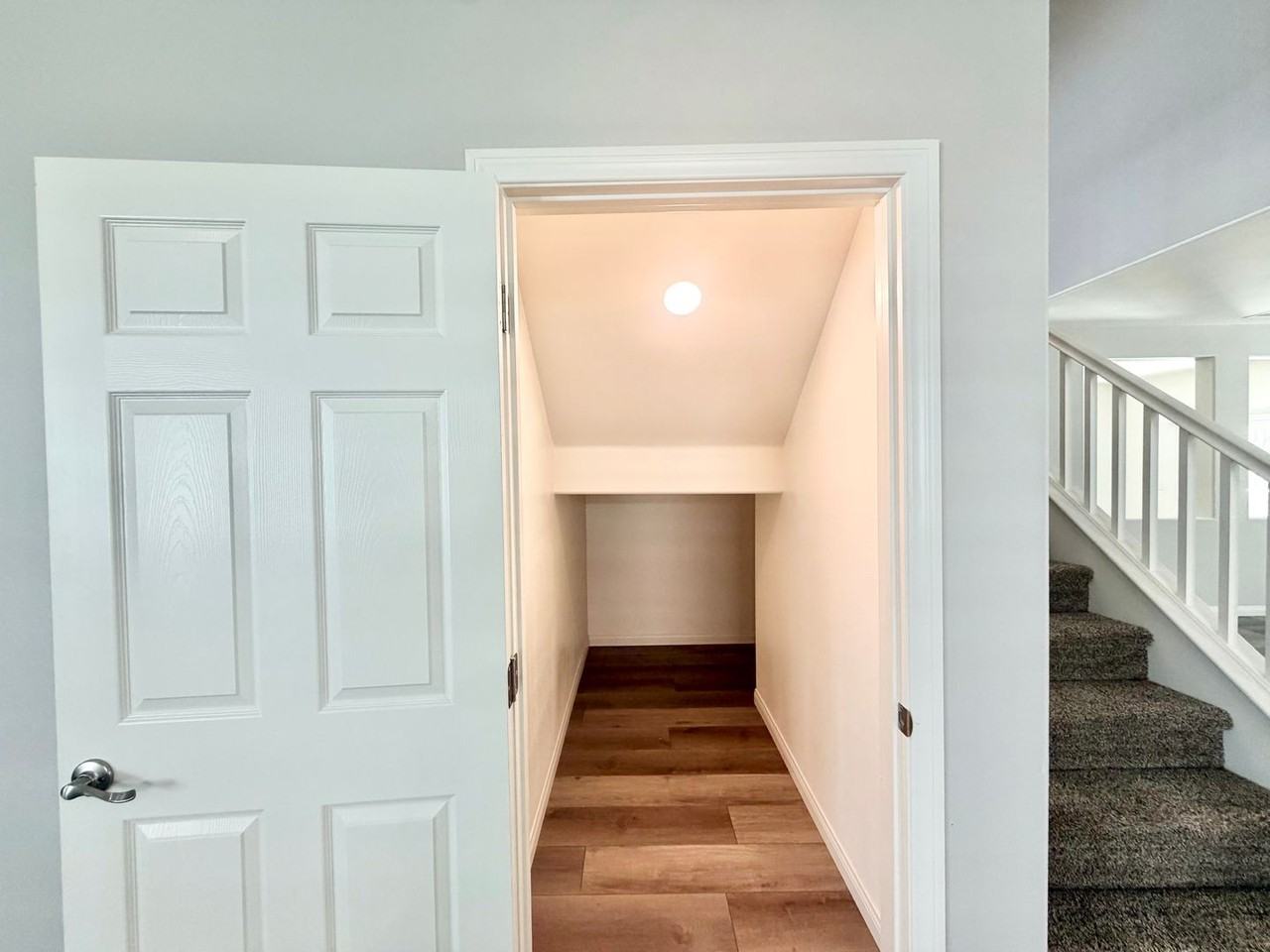 24850 Sunset Vista Ave - Photo 7 of 38