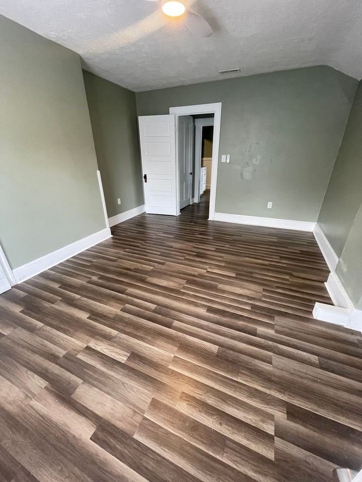 50 N Collier St. Xenia, OH. 45385 - Photo 6 of 28