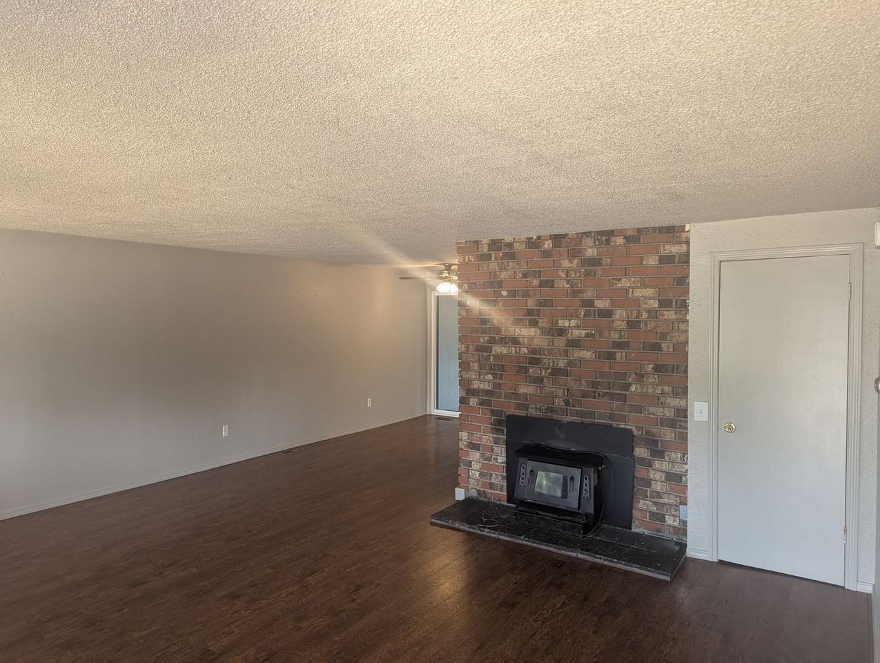 1108 N 16th St - Photo 2 of 14