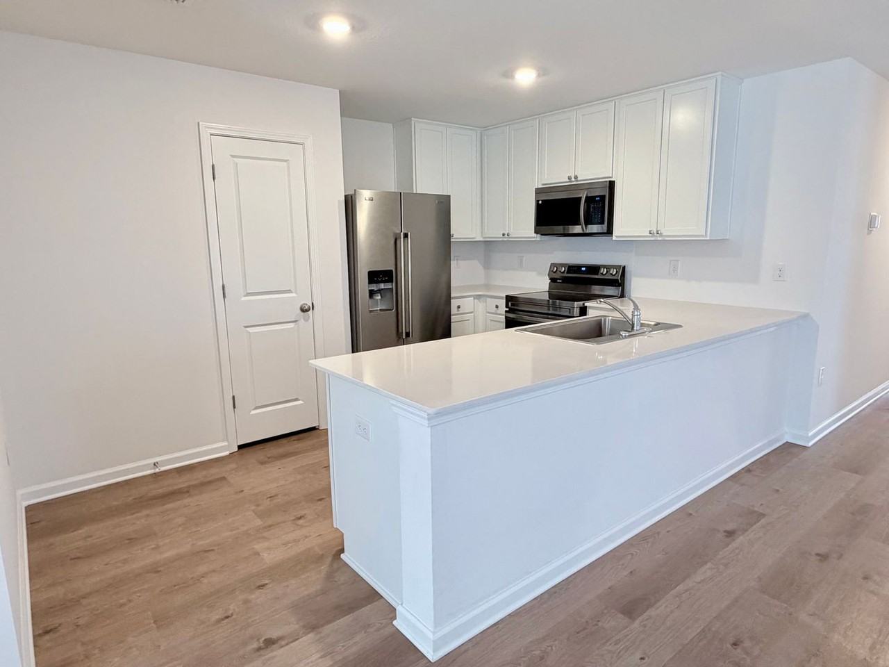 5406 Horizons Edge Ln - Photo 5 of 16