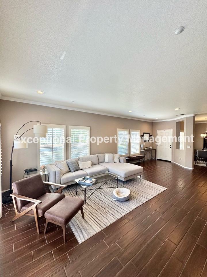 7331 Shelby Pl #108 - Photo 4 of 26