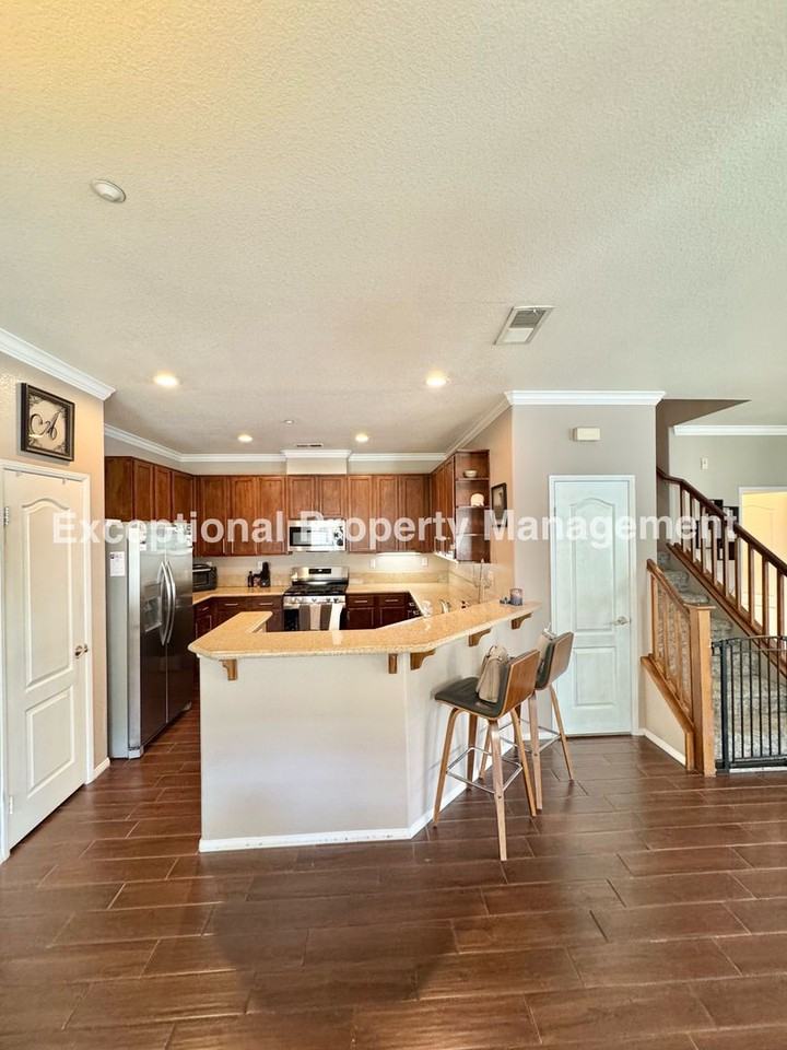 7331 Shelby Pl #108 - Photo 7 of 26