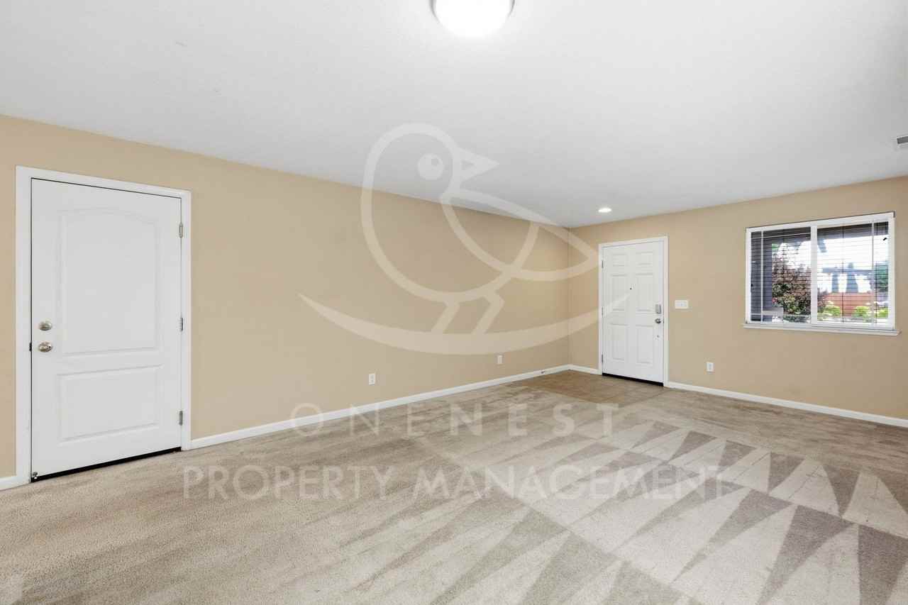2708 Woodfield Way - Photo 6 of 43