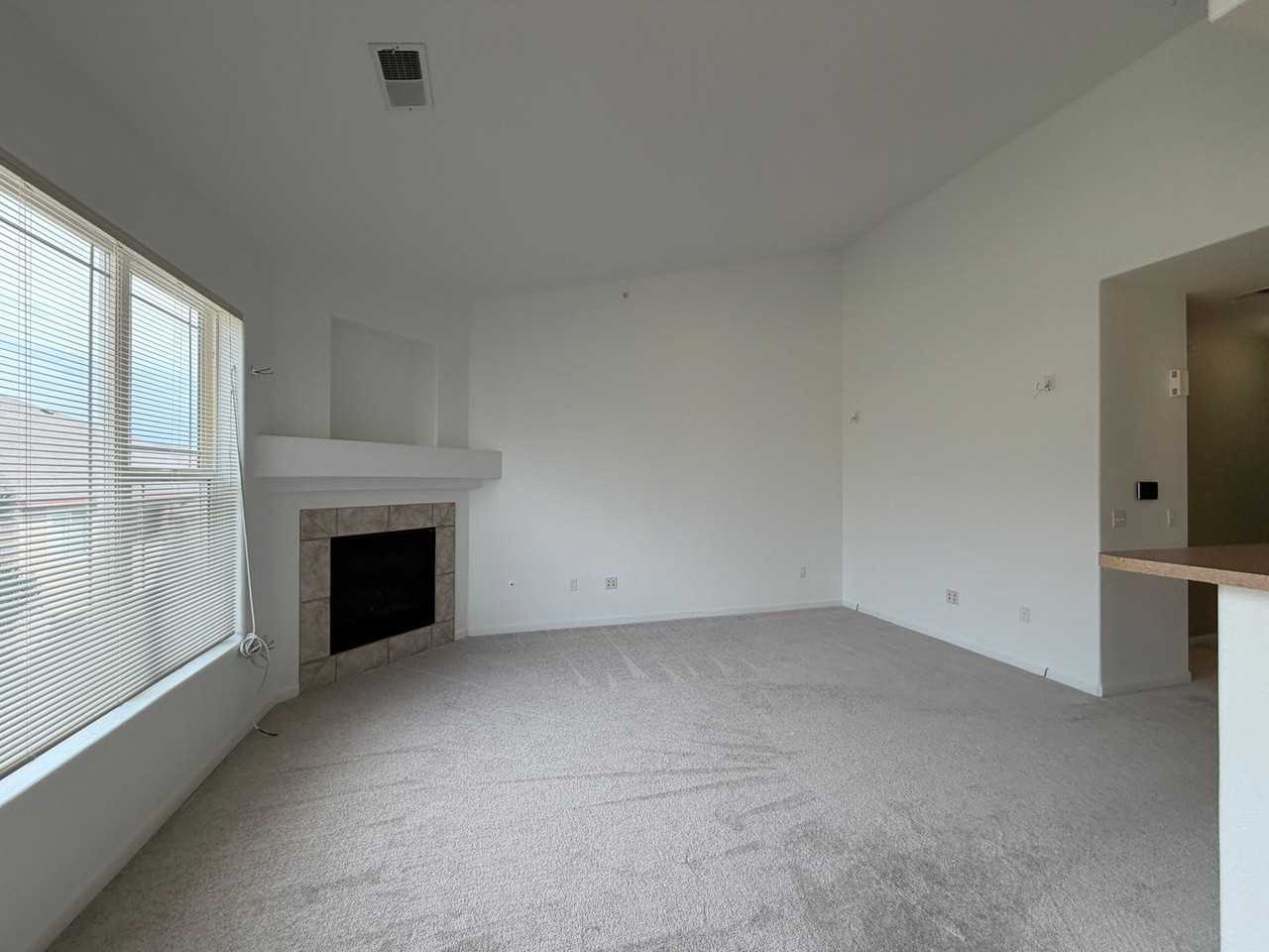 8456 S Hoyt Way - Photo 7 of 24