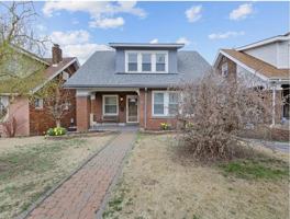 featured image of 2835 Hampton Ave