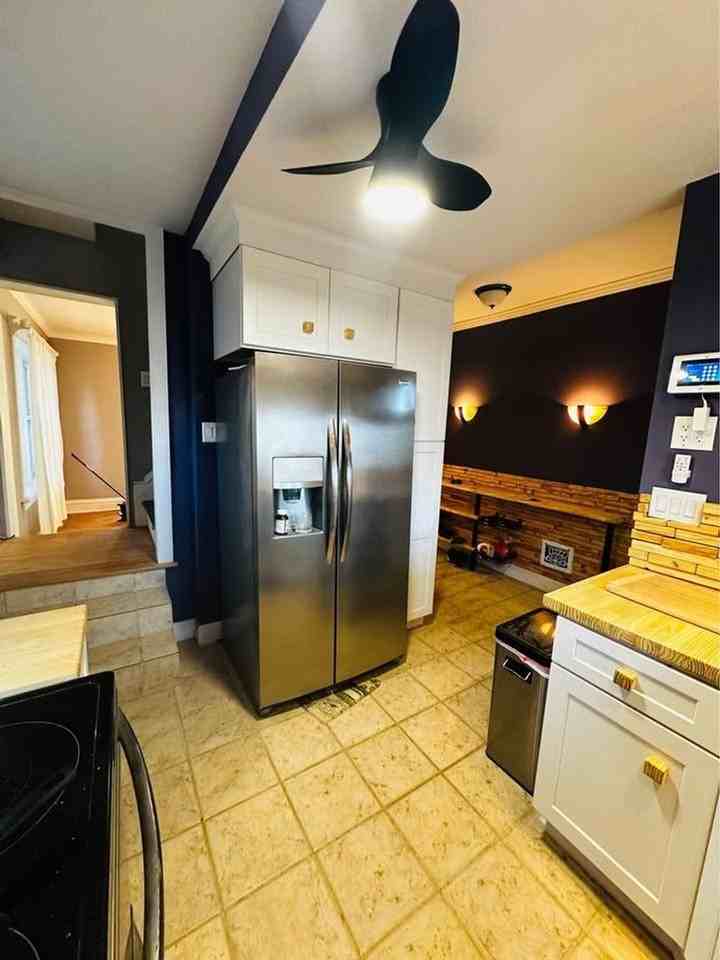 2835 Hampton Ave - Photo 6 of 22