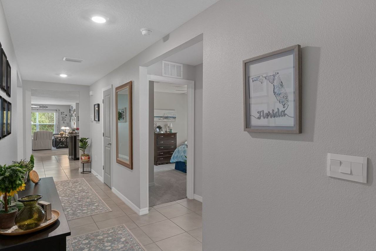 5230 Diantha Way - Photo 7 of 43