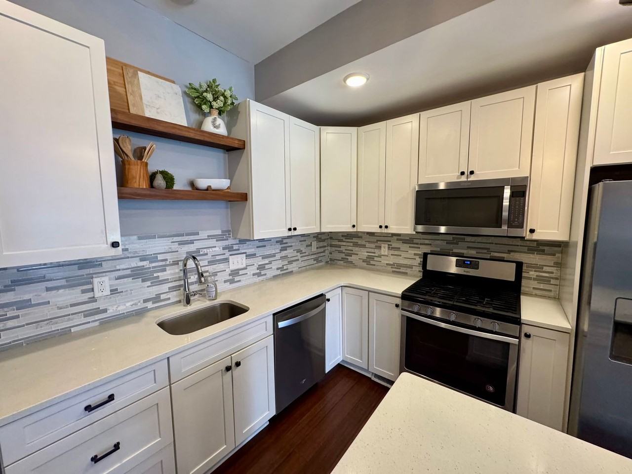 2732 Accomac St - Photo 3 of 18