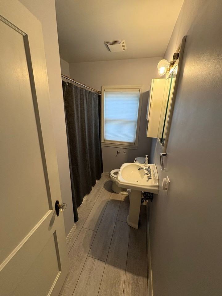 223 Hillside Ave - Photo 6 of 16
