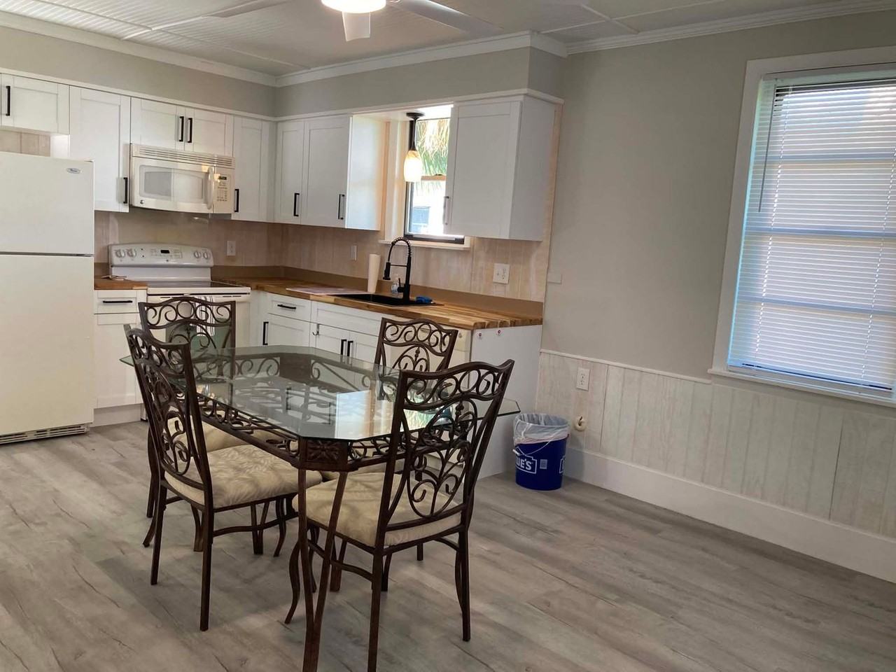 31 W Oakwood St - Photo 6 of 17