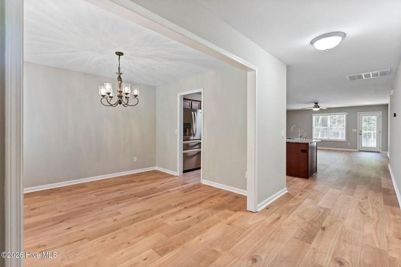 3912 Willowick Park Dr - Photo 6 of 34