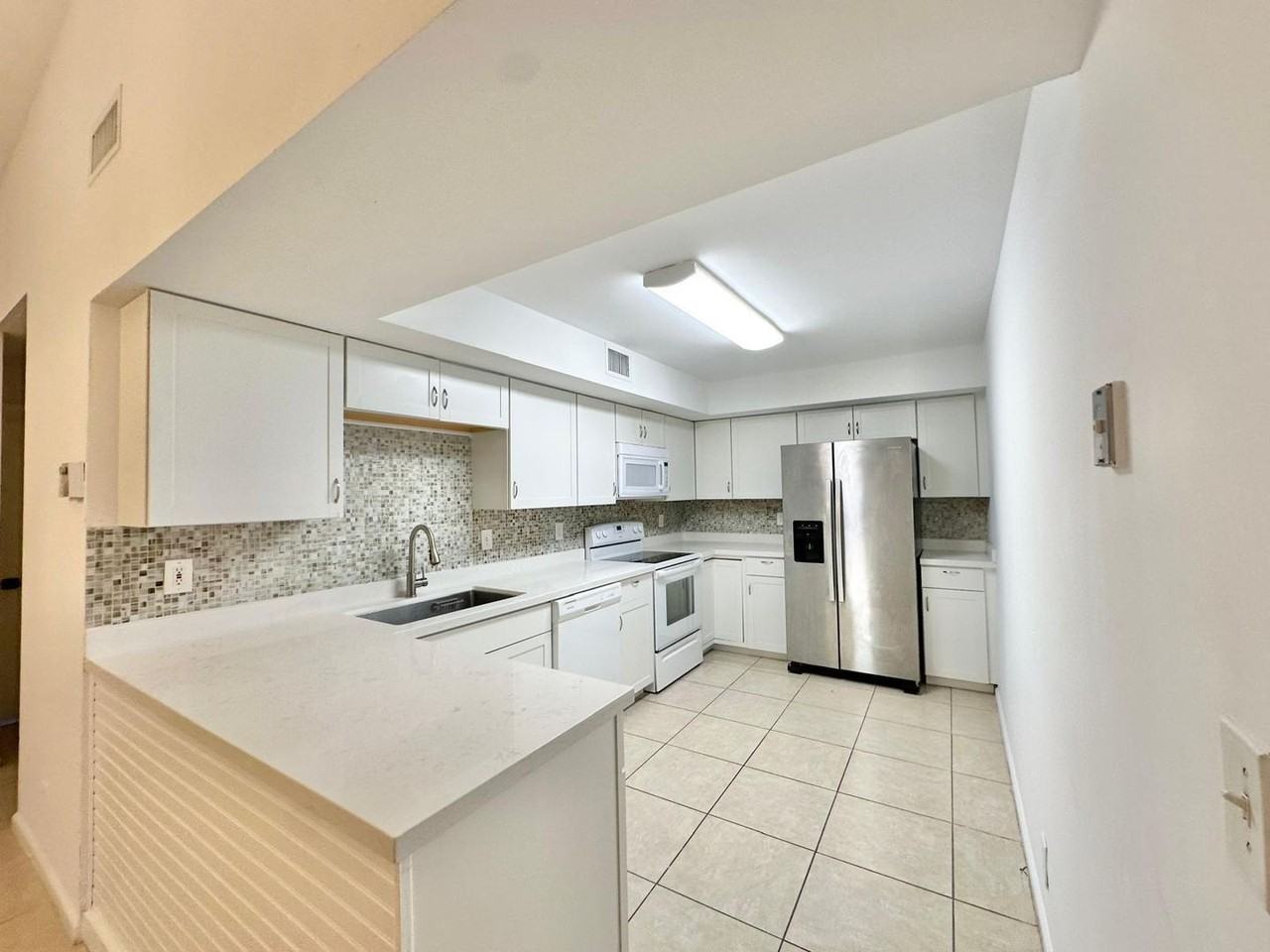 3170 Leewood Ter #L210 - Photo 7 of 12
