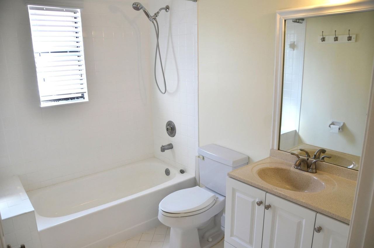 3355 Jaywood Ter #2140 - Photo 3 of 47