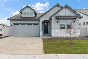 featured image of 1806 N Black Elm Ln