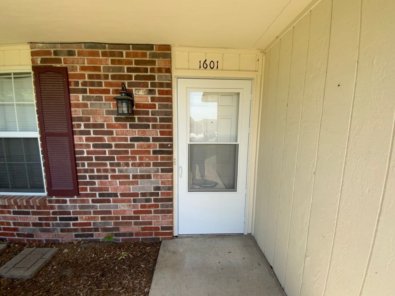 1601 Steamboat Ln #1601 - Photo 7 of 33