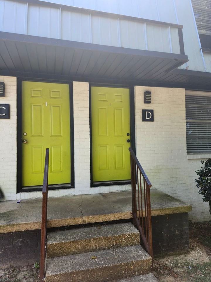 2020 Watts Rd #D - Photo 2 of 13