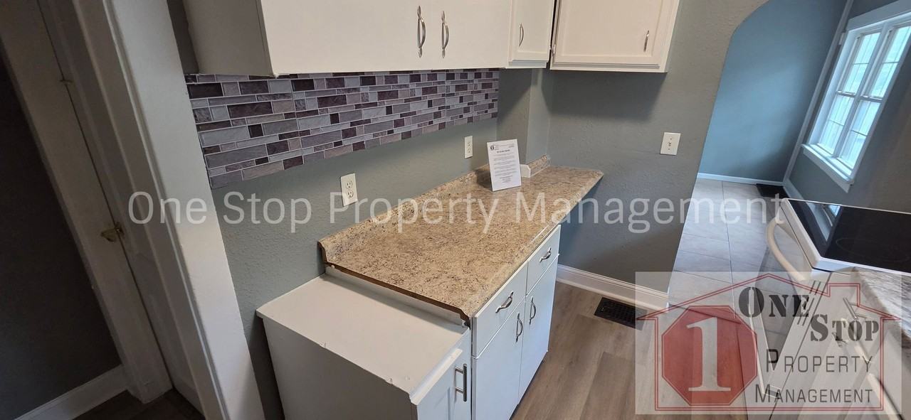 5441 E 27th St - Photo 7 of 26